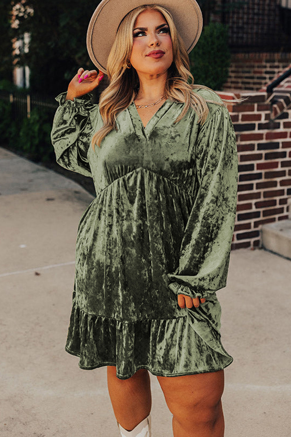 Jungle Green Plus Size Velvet Babydoll Mini Dress