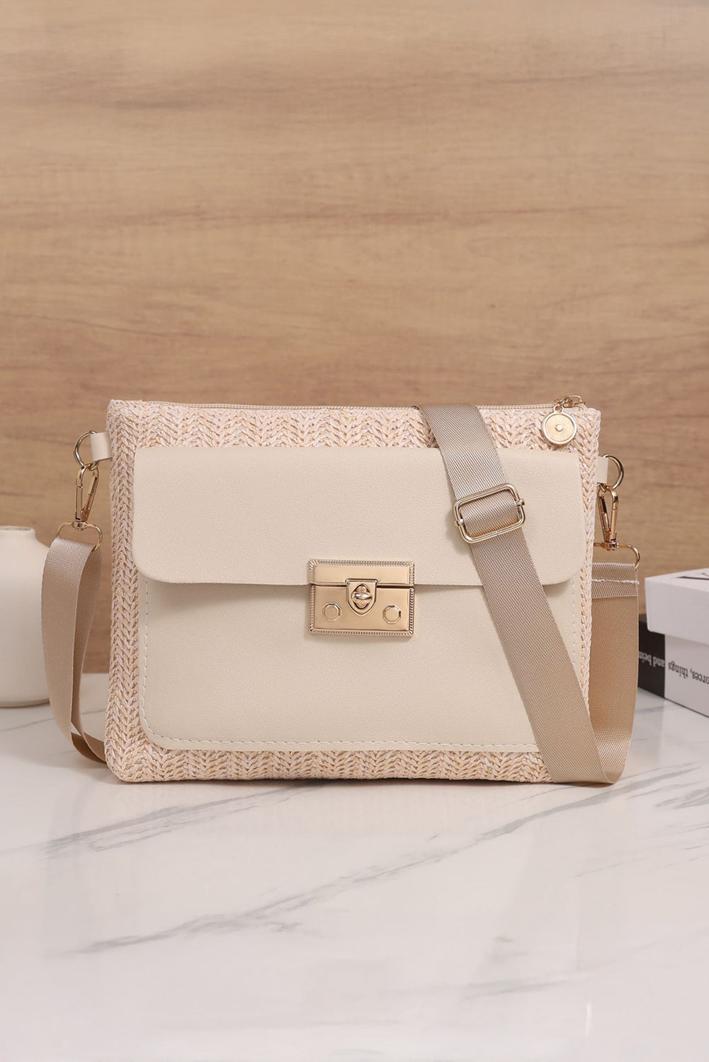 Beige Leather Pocket Patchwork Staw Woven Shoulder Bag