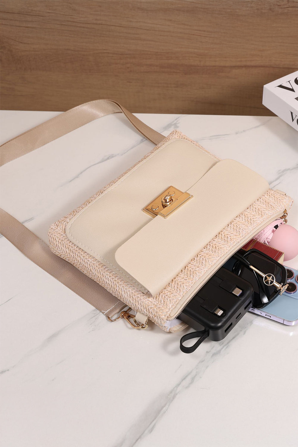 Beige Leather Pocket Patchwork Staw Woven Shoulder Bag